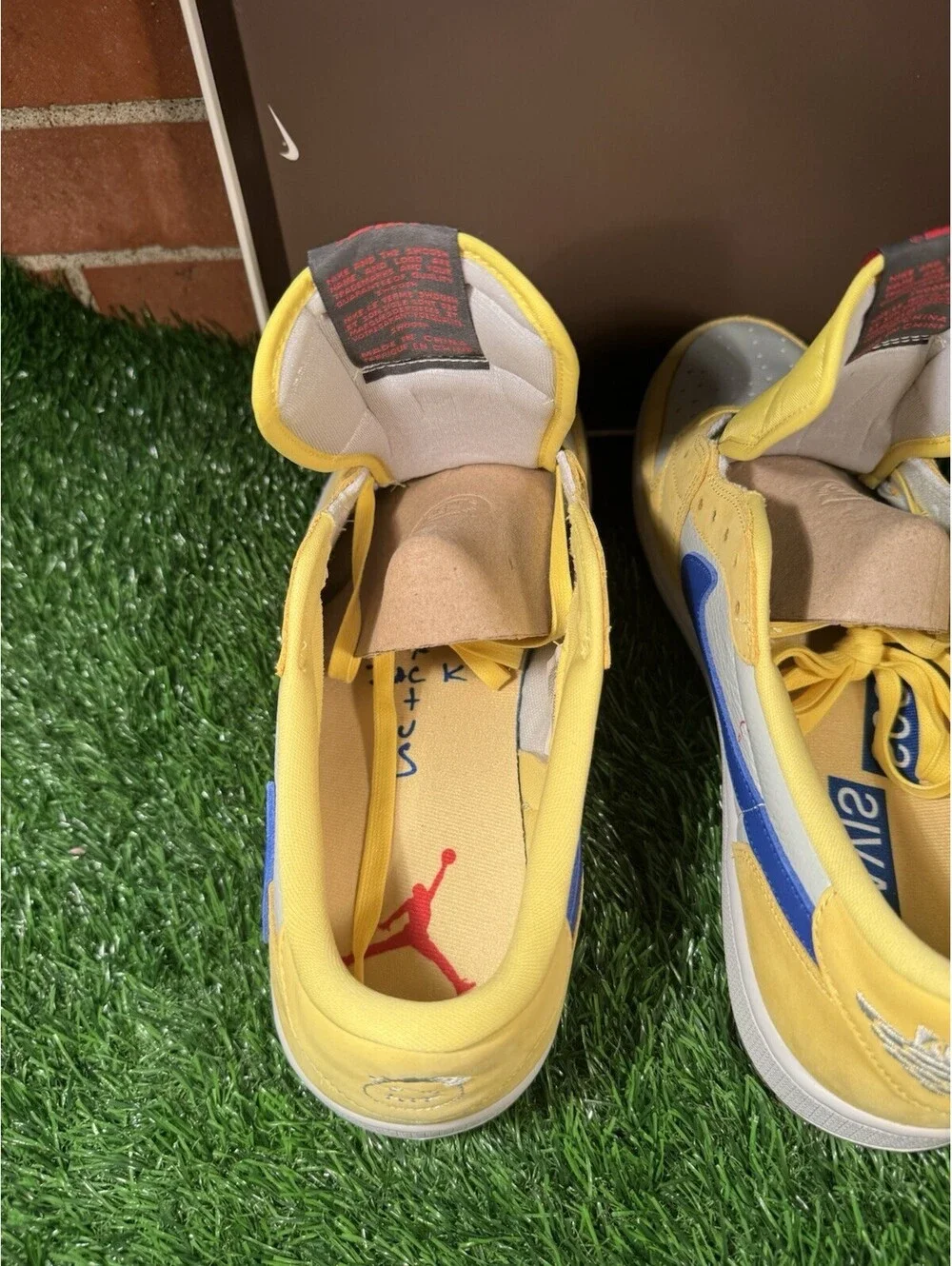 Travis Scott Jordan 1 Low Canary Yellow Size 15.5W 14m Brand New DZ4137 700